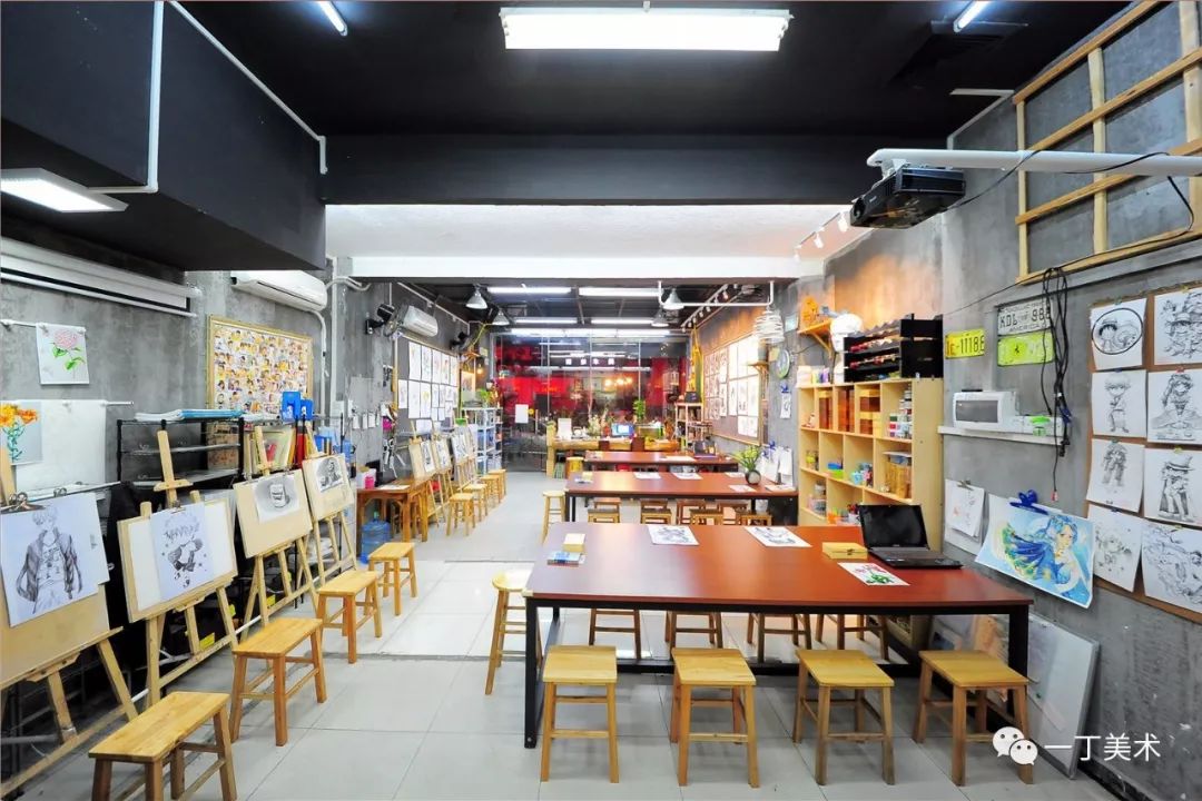 康城花园店成人美术班简章(素描油画)_美术工作室