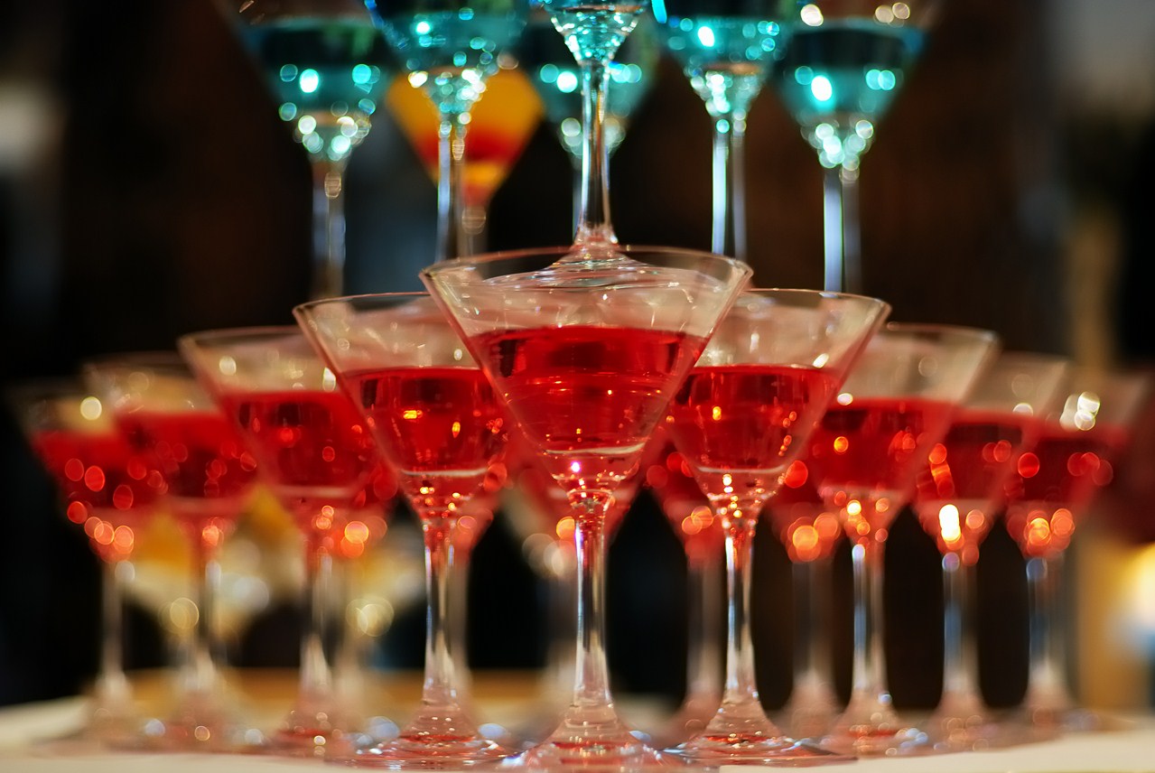 人在江湖走哪能不喝酒记住这4条酒局不再成为社交负担