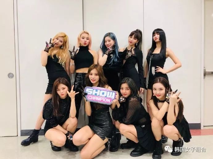 女团回归首个一位她被成员贴心安慰站到c位