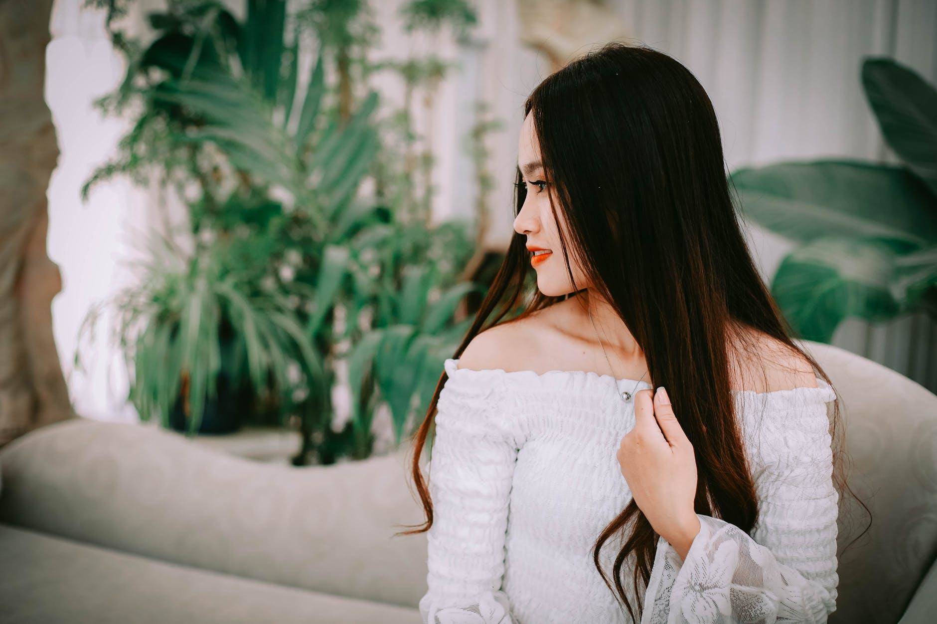 就像歌里唱的那样"得不到的永远在骚动,被偏爱的都有恃无恐.