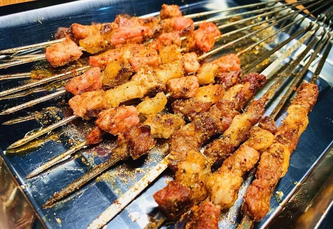 59.9元吃170元龙夜海鲜烧烤大餐,美味等你来撩!