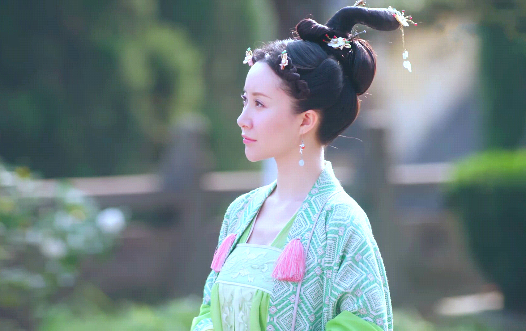 舒畅在古装剧中三次扮演妃子,却没有一个结局圆满,宛如最惹人怜