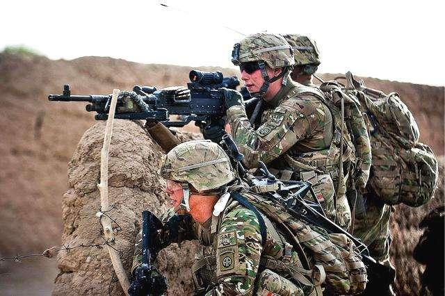 和平时期各国如何处理逃兵我国会在户口本上印上4个字