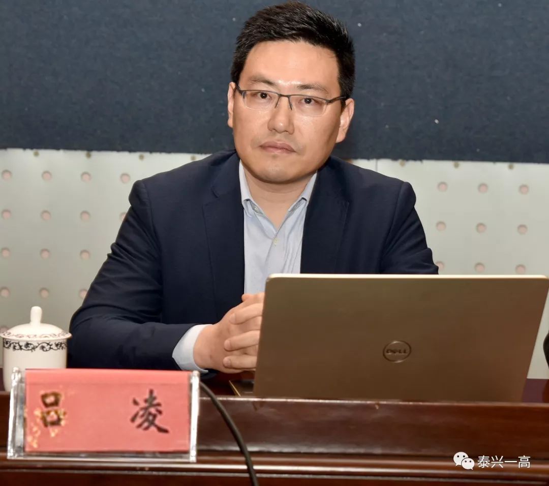 回馈母校 启迪学子——我校杰出校友回母校讲学