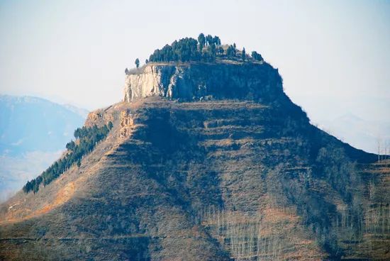 世界稀缺中国独有这个小镇的山出大名了