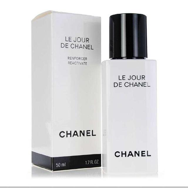 5 香奈儿光采赋活露好用星级:★★★★★香奈儿不仅香水做的好,水也很