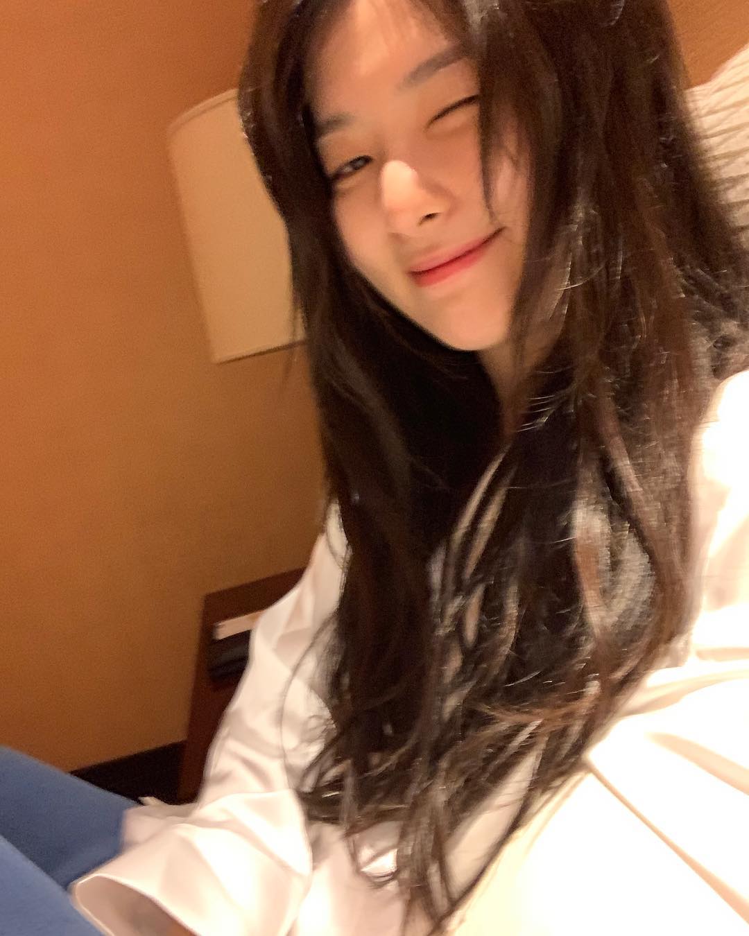 懵涩琪上线晒自拍"清新的女友照诞生"