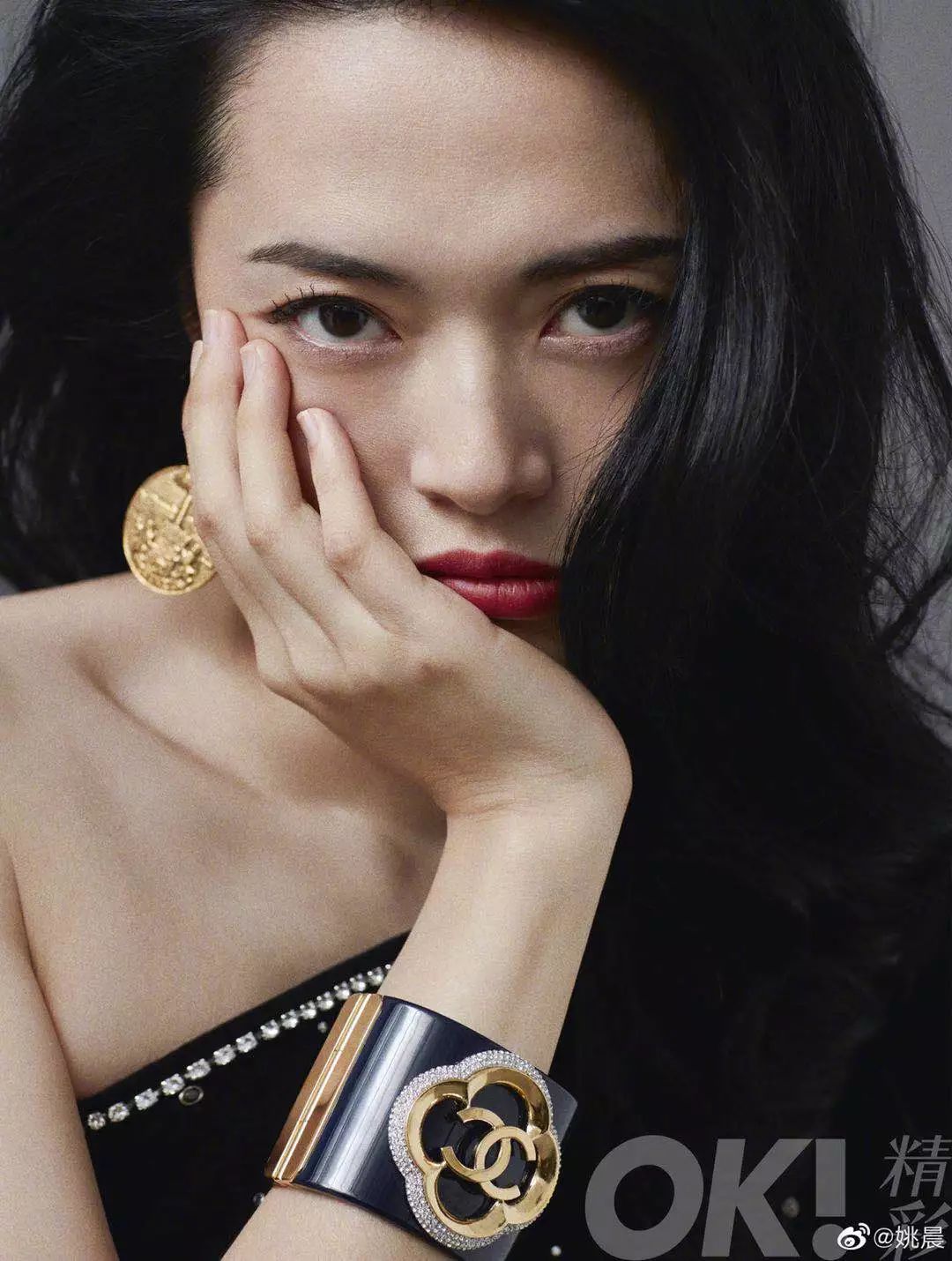 原创五一长假姚晨威尼斯晒自拍一对儿女曝光和老公的甜蜜小时刻