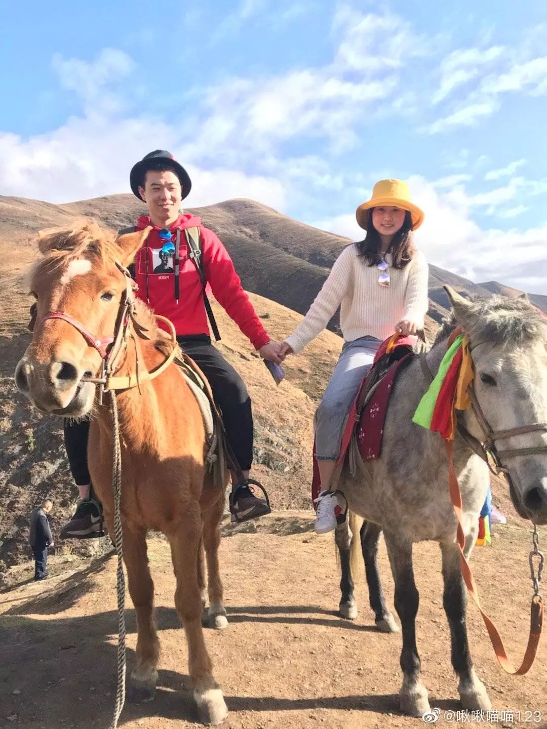 嘘这个五一美女帅哥游玩康定的照片出炉原来康定这么美