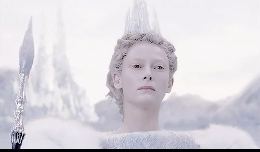 不论是《纳尼亚传奇》的冰雪女王还是文艺调调的吸血鬼电影《唯爱永生