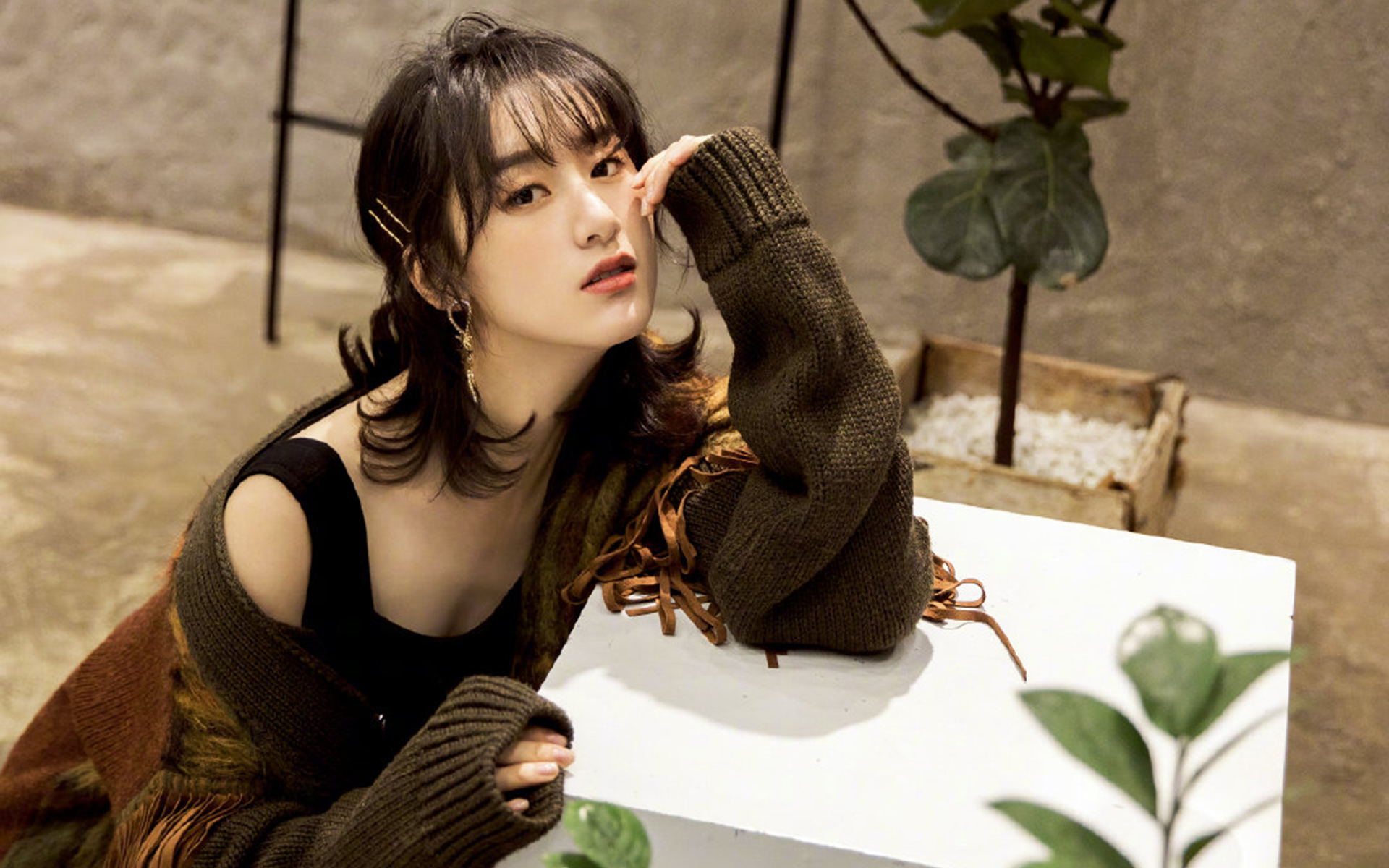 双鱼女十足的影视迷,常把自己幻想成女主角,等待白马王子的到来