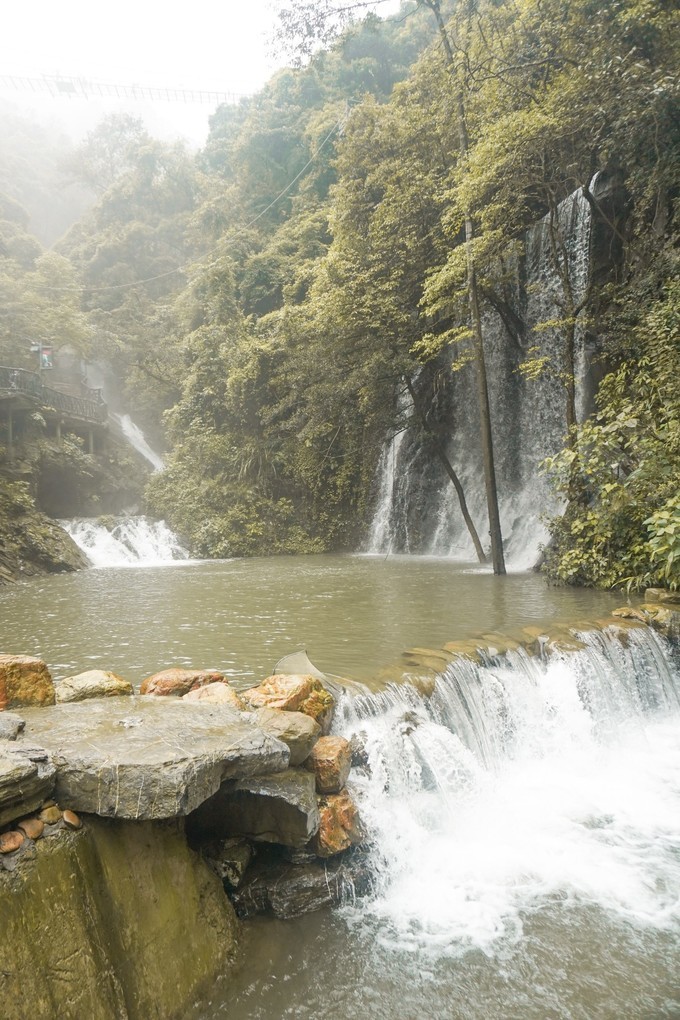清远古龙峡游山玩水怡然自得