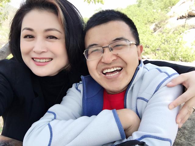 演员于月仙从小被家里嫌弃是女生依然为了亲情努力付出