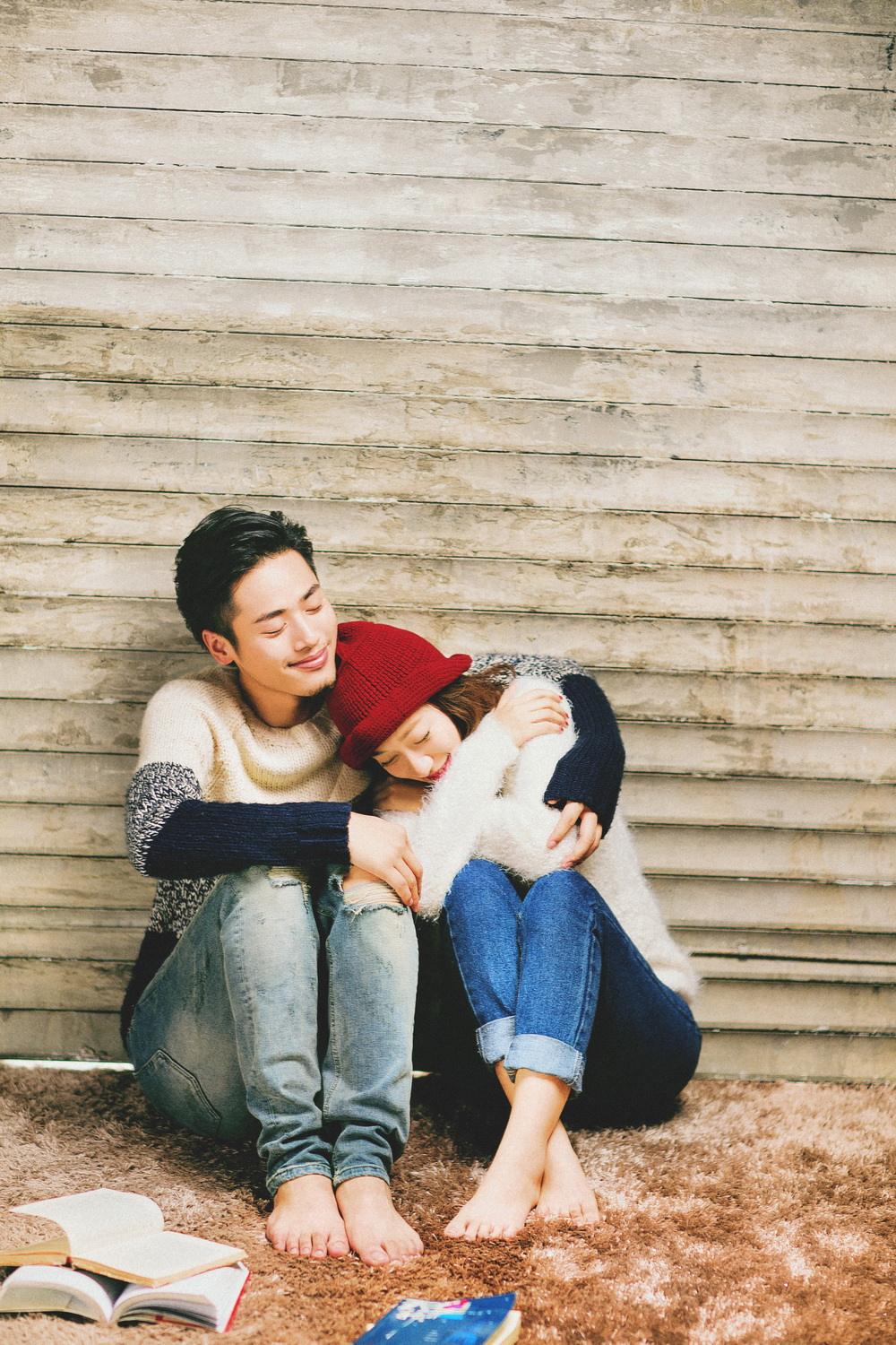 塔罗牌测试关于爱情,十二星座的朋友们,欢迎进入本次测试