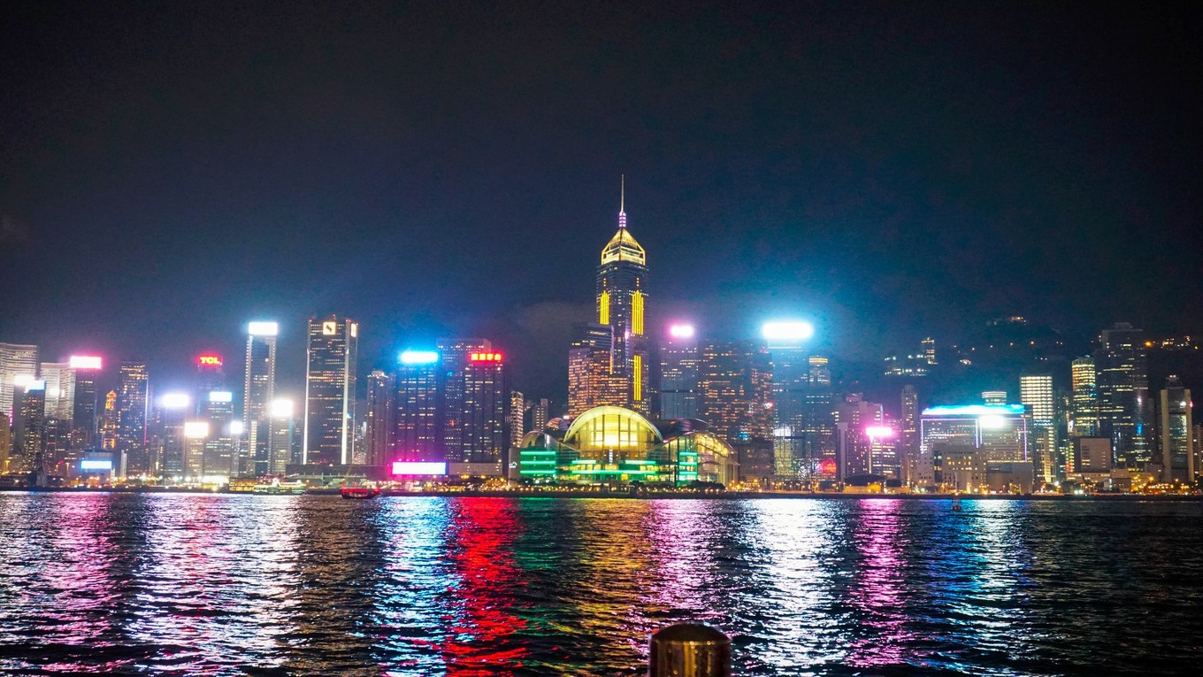 中国最美八大海岸之一 世界三大夜景 人生50个必到的景点之一 香港