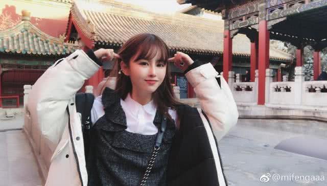 绝地求生4am惨遭淘汰 与大鹅引发节奏?韦神女友回应