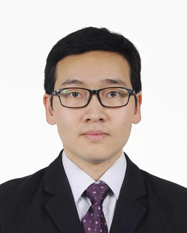 福州市泉州商会健康咨询委员会五一义诊讲学石狮站45名