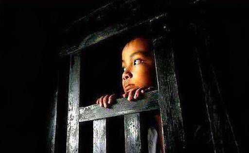 杀害小萝卜头的特务,17年后被捕,枪决时说了一句话