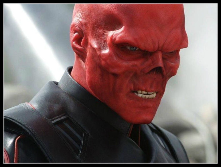 原创复联4黑寡妇和鹰眼去拿灵魂宝石时遇到的斗篷人是谁