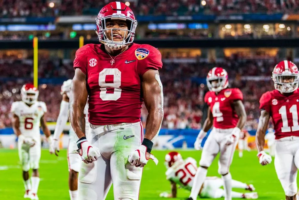 大家都知道阿拉巴马大学像橄榄球工厂,为nfl源源不断地输送人才.