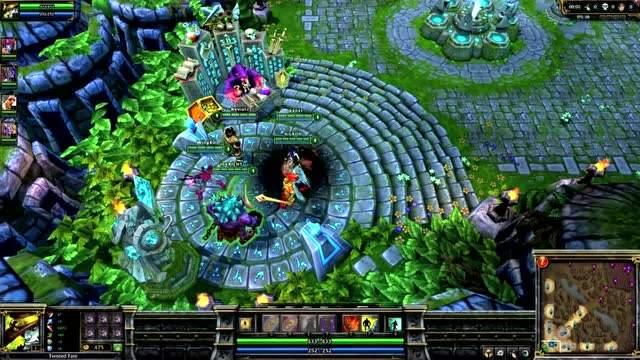 致敬你我都曾有过的英雄联盟电竞梦等我王者就去拿冠军