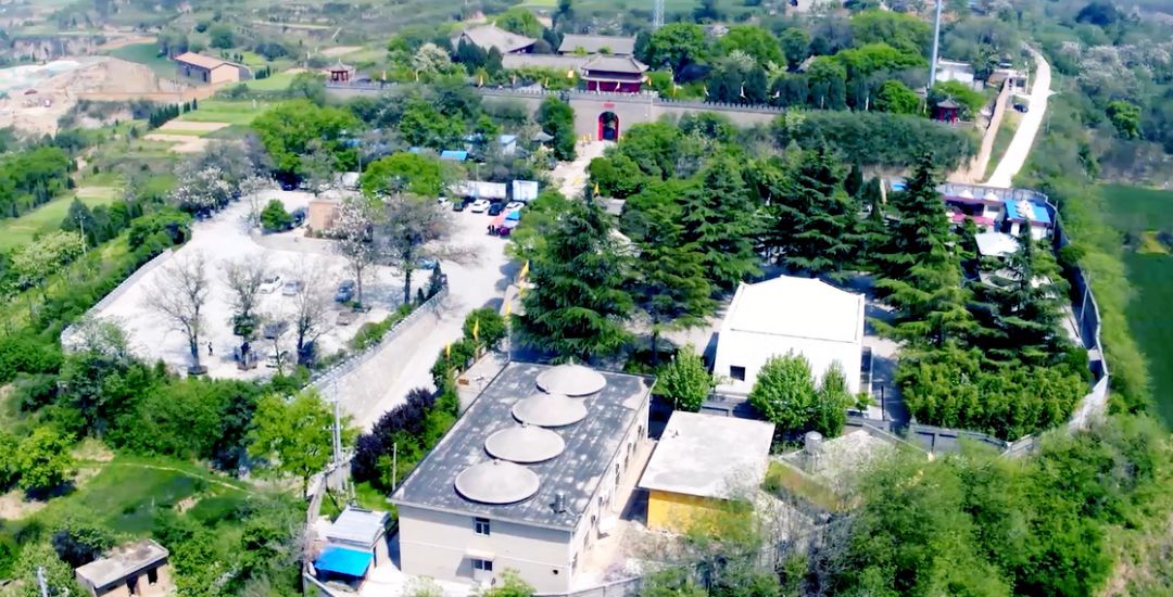 景区地址:西安市临潼区新丰镇鸿门堡村鸣犊泉公园踏青最美不过鸣犊泉