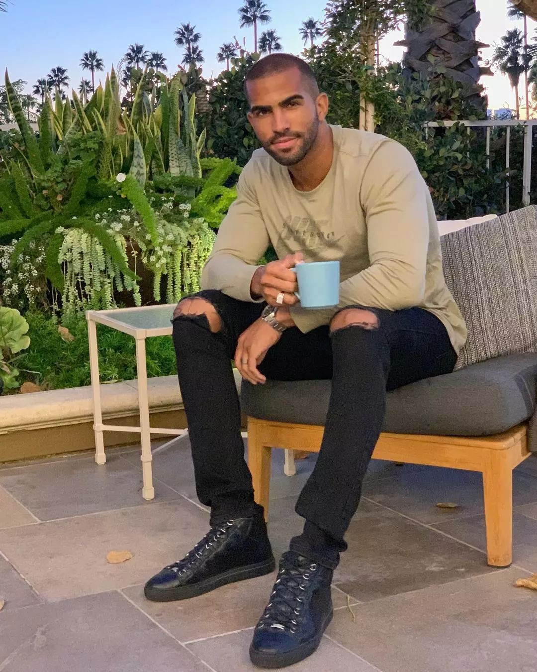 原创完美的法国黑人男模pierreabena我觉得是我的真命天子