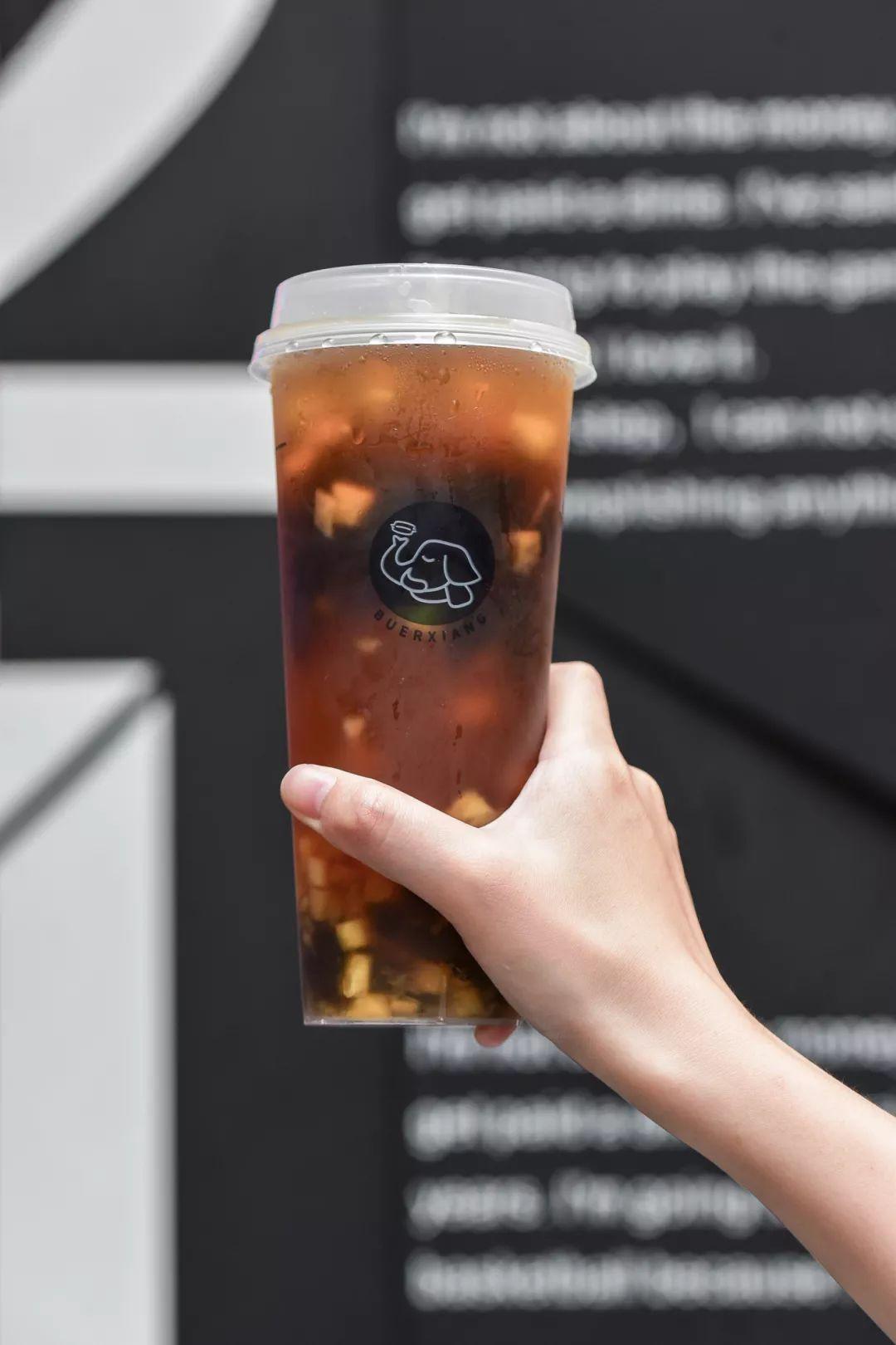 只卖31天の 表白茶足足700cc半杯都是料还是黑色的