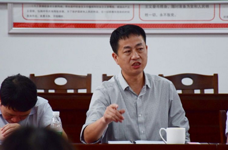 湖南省永兴一中组织青年教师集体座谈纪念"百年五四"_胡兆文