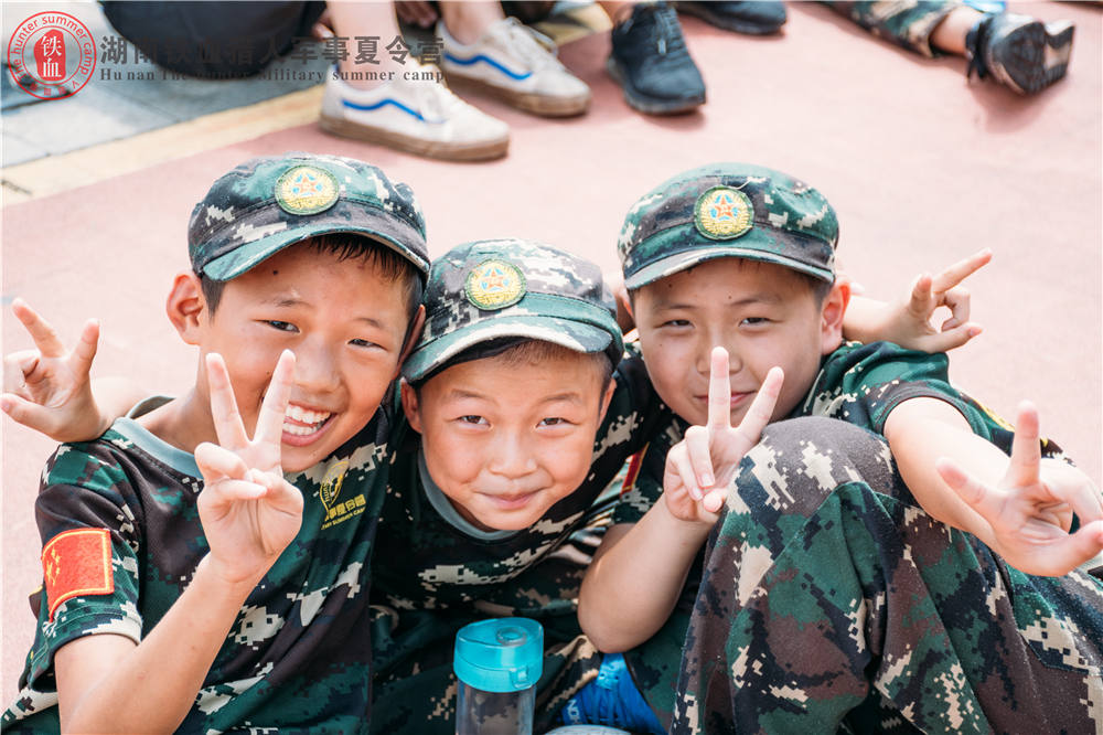 打算送孩子参加暑期军事夏令营,让我们的孩子们提前体验一下军营生活