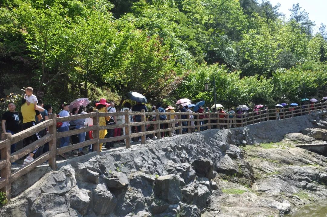 玄鼓山景區遊客