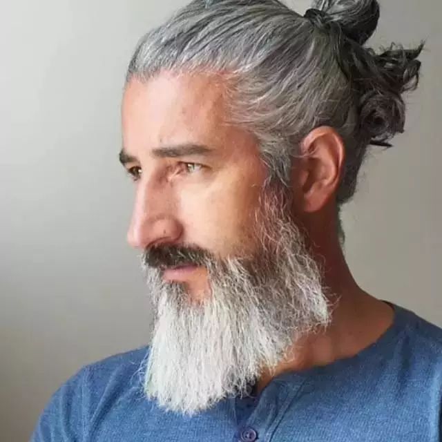 越老越受欢迎这群优雅又酷炫的老头是英国最火的男模天团