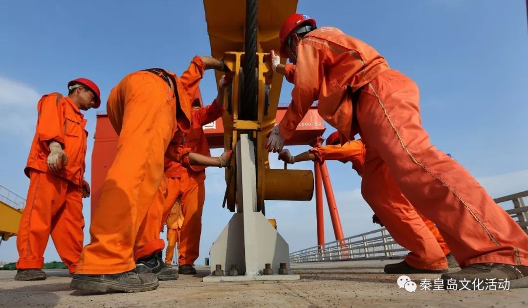 了不起秦皇岛摄影师深情拍出港珠澳大桥的建设者还上了中宣部学习强国