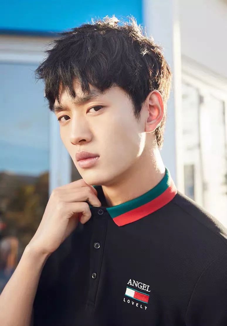 afia认证模特刘治成演绎太平鸟男装2019春季新品广告大片