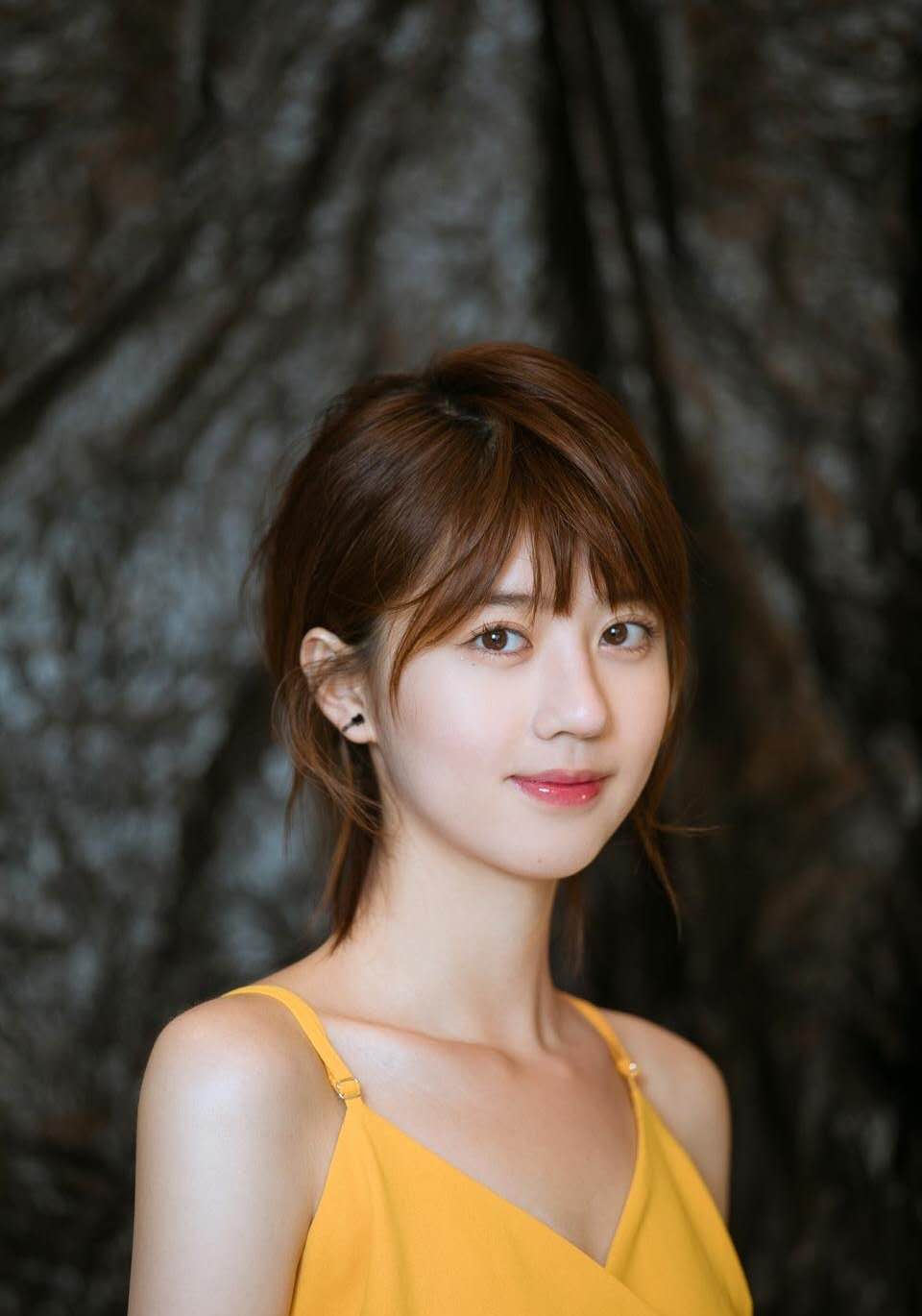 李凯馨唯美时尚写真,俏丽可人讨人喜欢