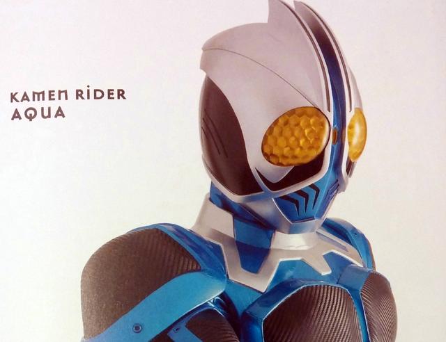假面骑士aquaooo世界观40年后的假面骑士,以水系为主,完全回归了朴素