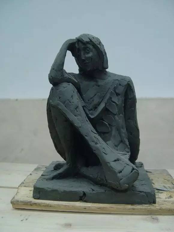 俄罗斯最高美术教育学府——列宾美术学院(泥塑小稿)_雕塑