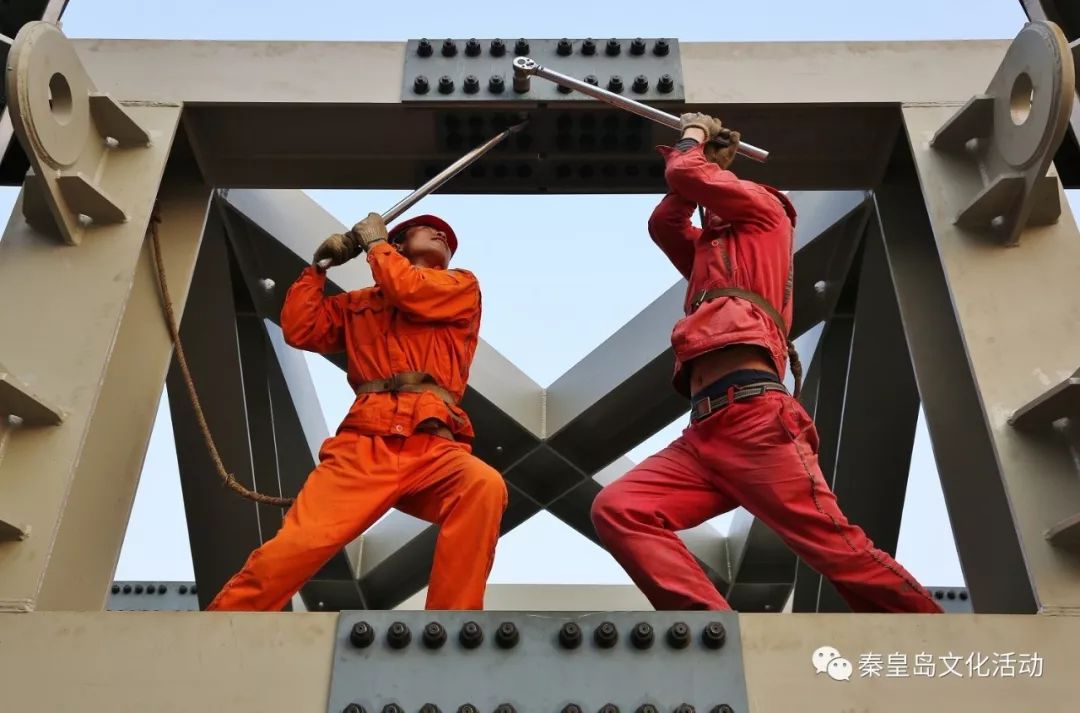 了不起秦皇岛摄影师深情拍出港珠澳大桥的建设者还上了中宣部学习强国