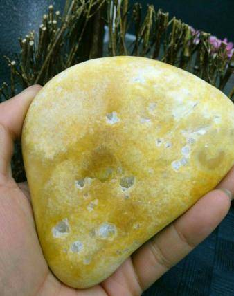 石包玉赌料的上上之选—白皮料