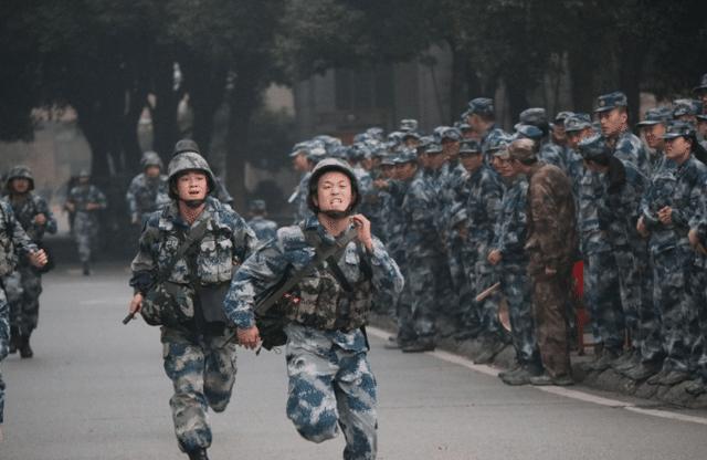 全副武装5公里越野跑第一记录是多少?过去了55年也从未被超越