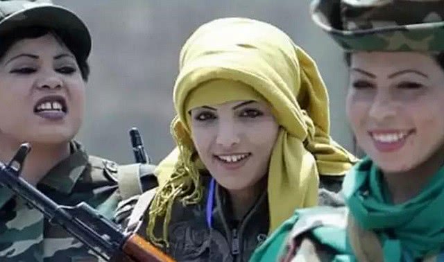 卡扎菲死后,他的500名女保镖,最后怎么样了?遭受非人待遇