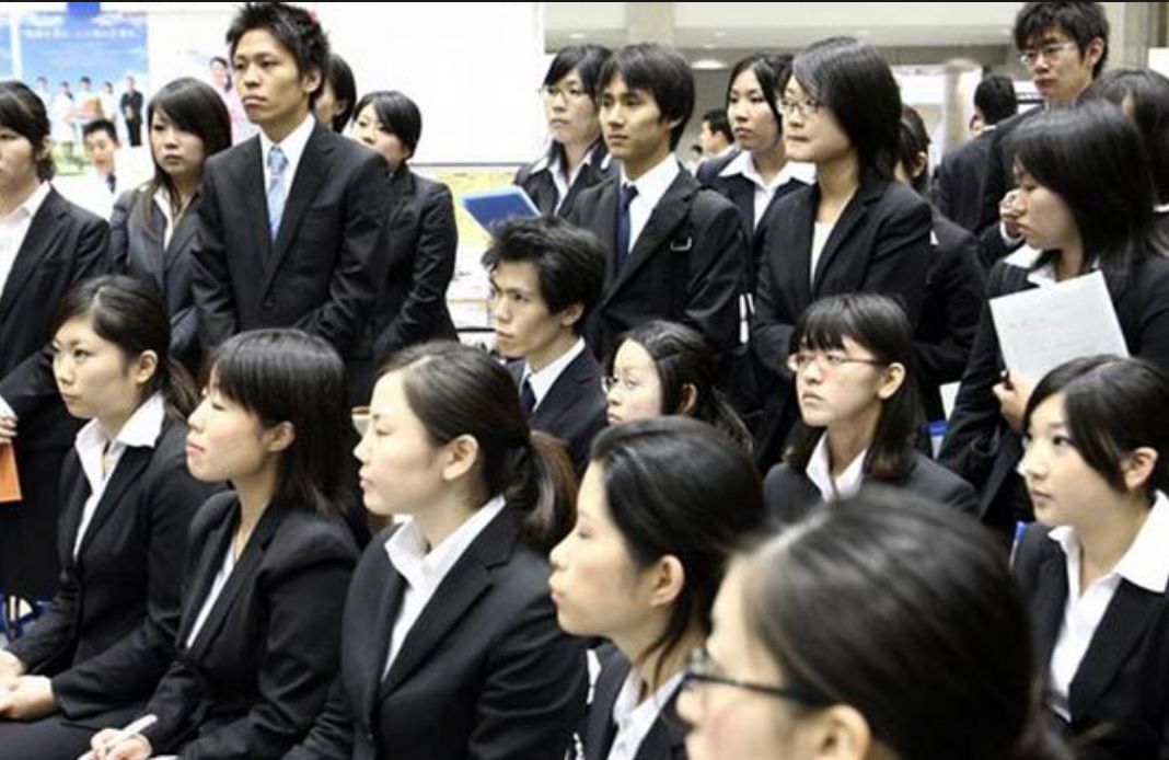 为何日本年轻人陷入低欲望状态