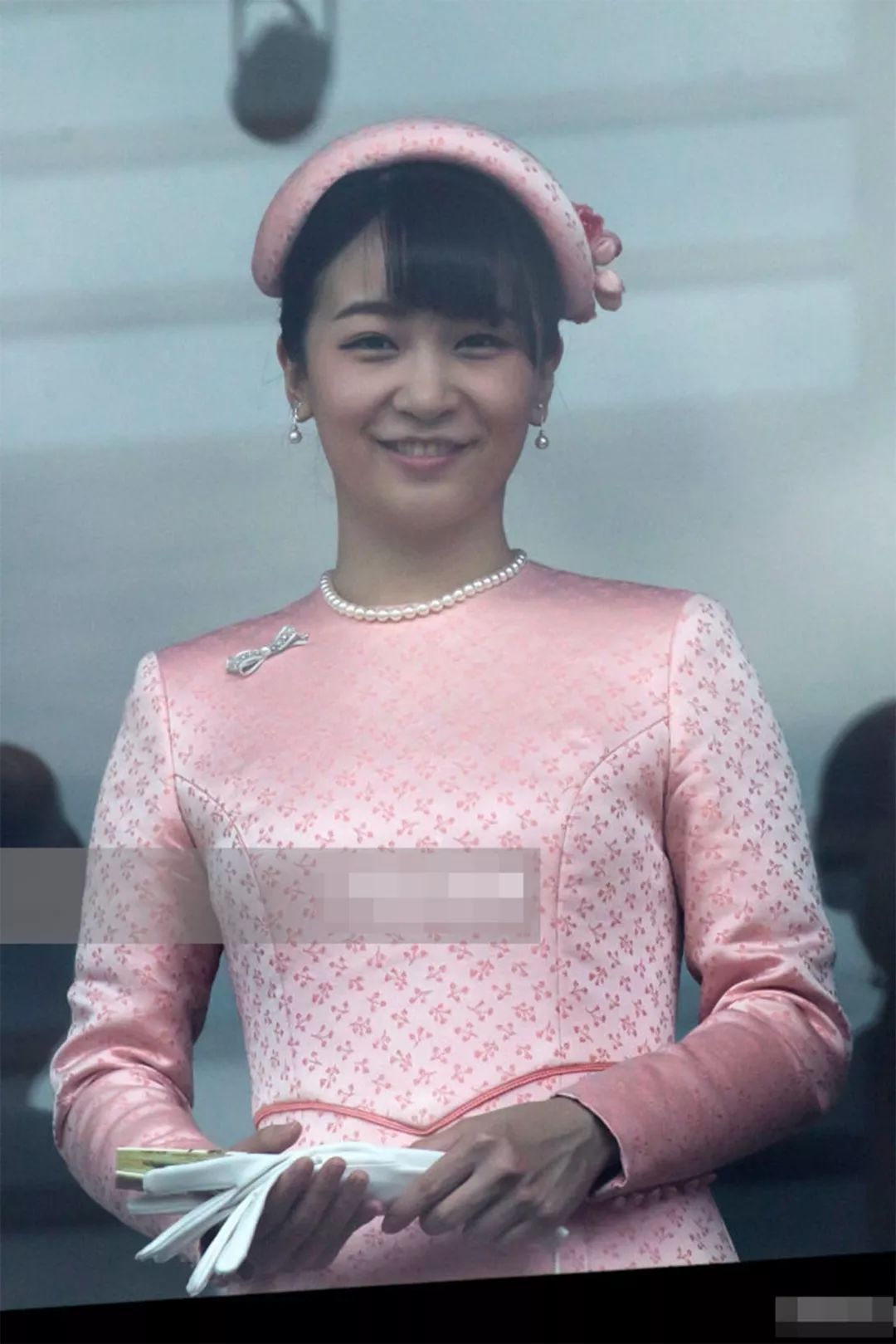 日本新皇即位后首次露面雅子终于穿高调纪子识趣选浅色做陪衬