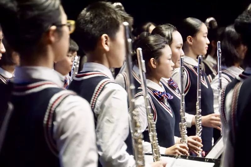 艺术教育结硕果新和长笛创佳绩