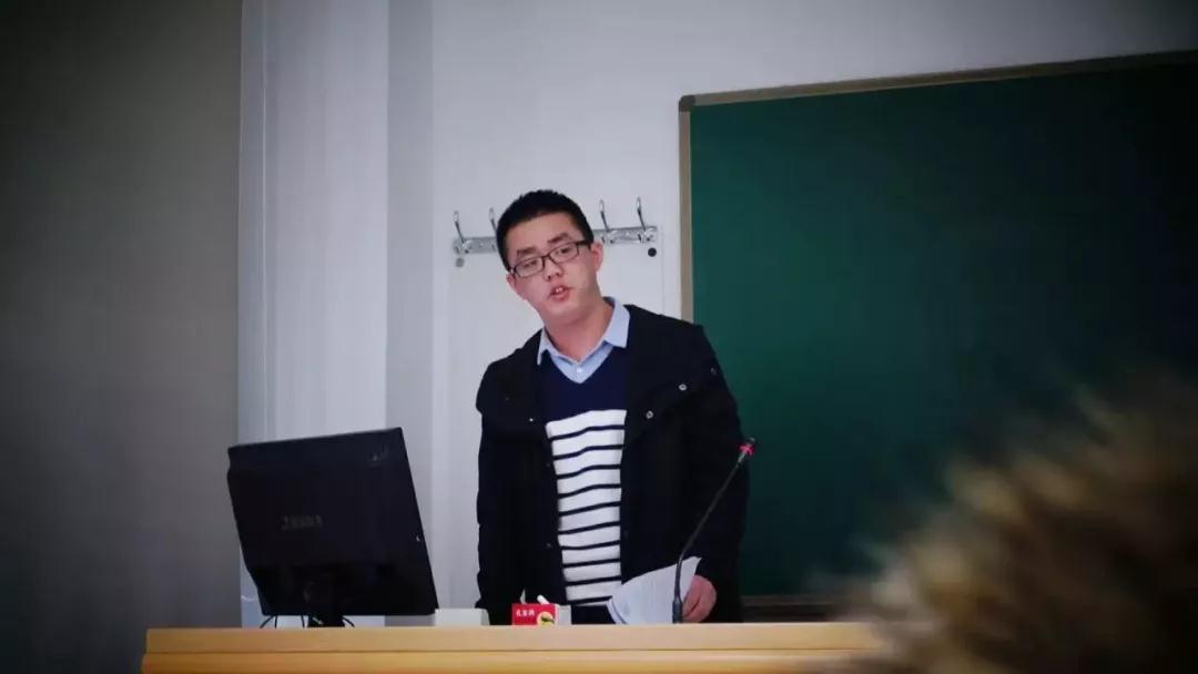 人大研究生在尚德机构当老师学员听了他的课要入党