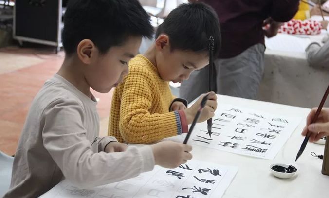 听,说,读,写,画,一场与众不同的趣味书法,让孩子们玩出来新高度