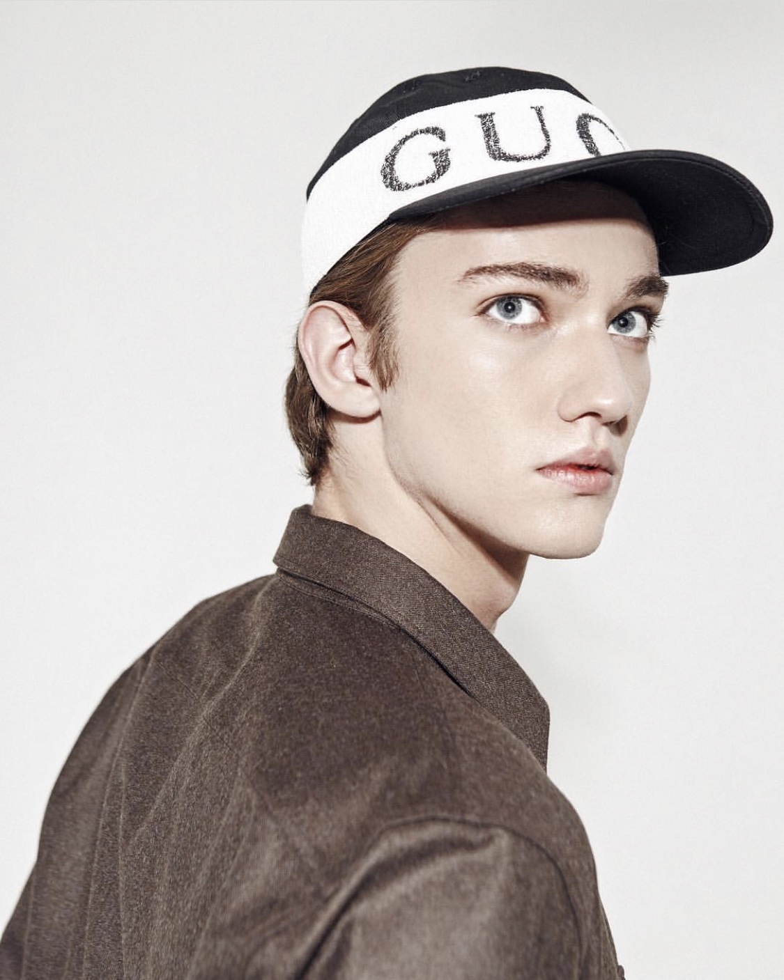 最励志舞蹈男孩,靠奖学金走上人生巅峰,他是梦中的少年!_julian