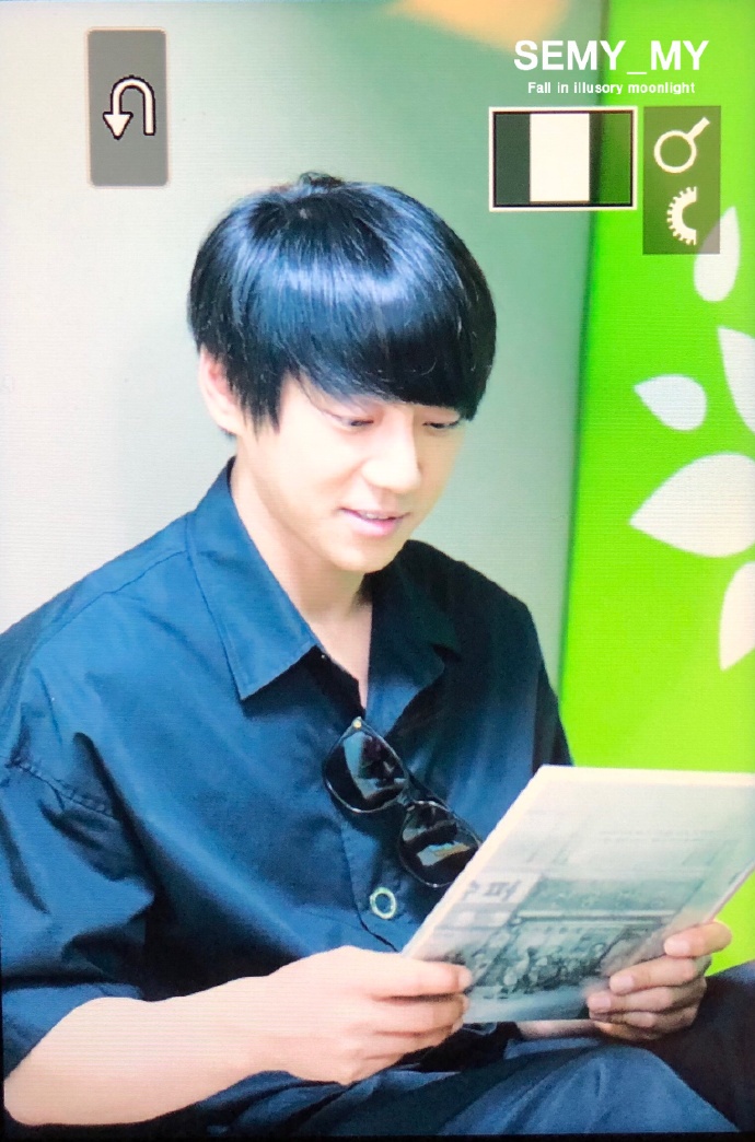 顺毛素颜嫩出新高度黄致列出席龟尾图书馆一周年纪念典礼活动