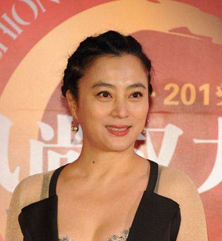 说起李玲玉可能有些人不认识,她其实在六小龄童版的《西游记》里演过