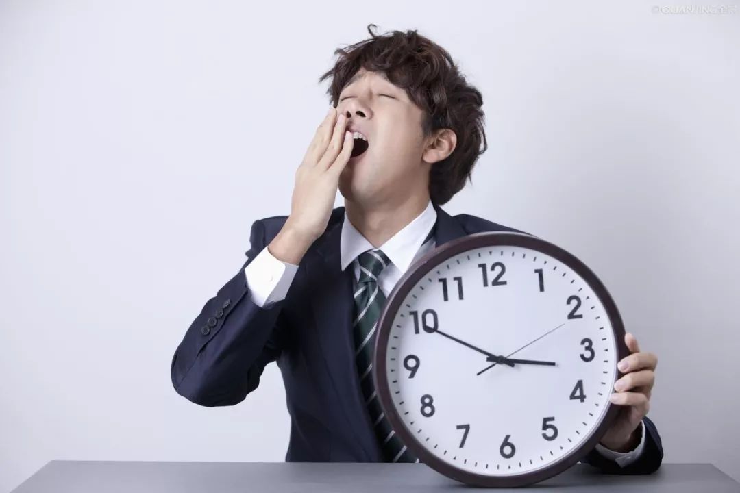 经常犯困是因为没睡够?也可能是这几种疾病造成的